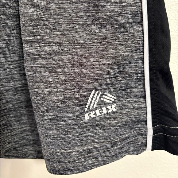 Boys RBX athletic shorts size XL - Picture 3 of 6
